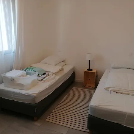 Grand 3 Pieces, 5 Minutes De La *